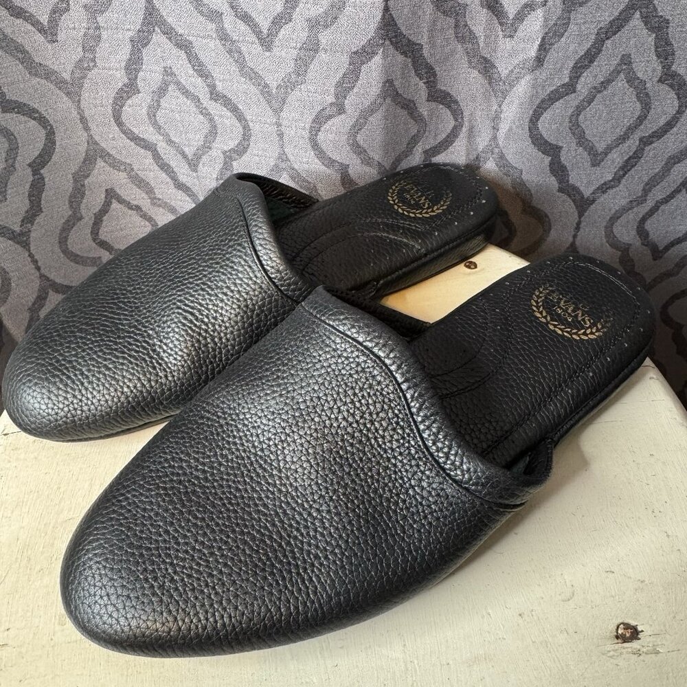 LB Evans Men’s Leather Slippers 9.5 M Black Slip On
